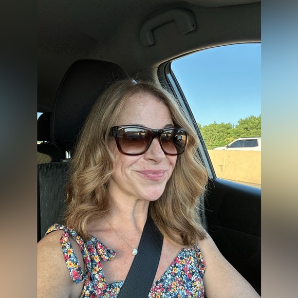 Meet your Posher, Brooke - Picture 6 of 8